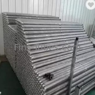Tubos de aleta de alumínio do METAL 0.4mm da condição do ar de DELLOK os MONO expulsaram